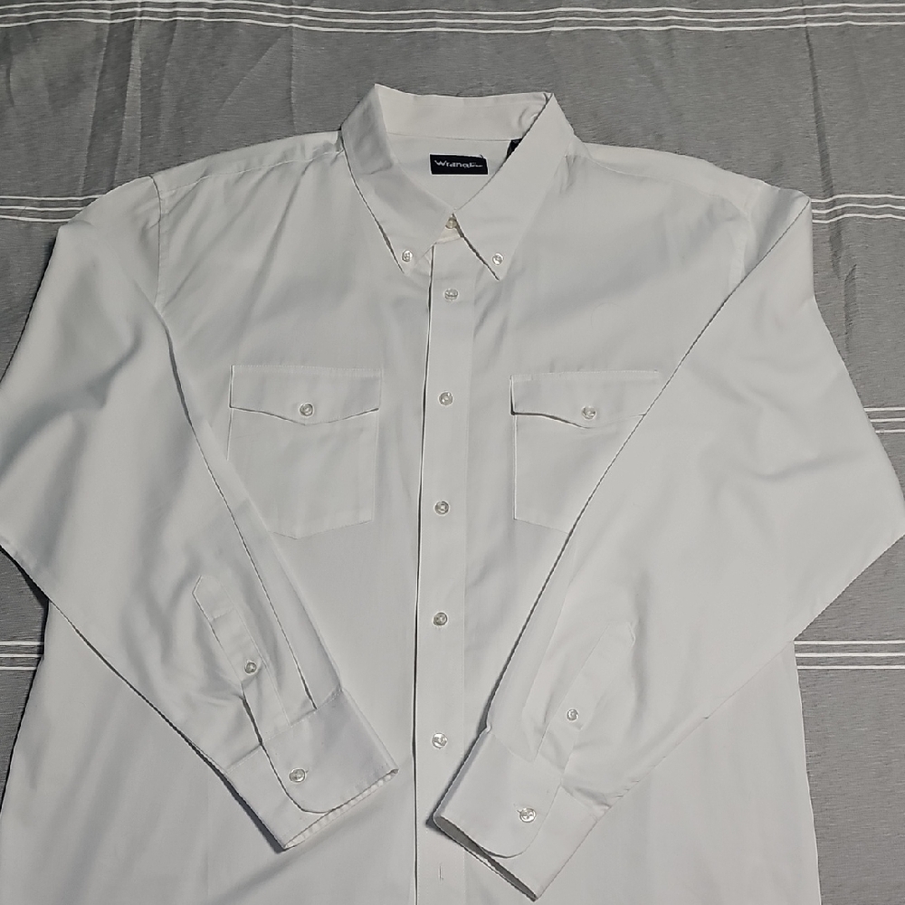 WRANGLER 2XL NWOT Men's Classic White Button-Down Shirt